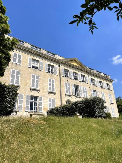 Romantique Jacuzzi, Au Chateau A 30 Min De Paris Limay Exterior photo