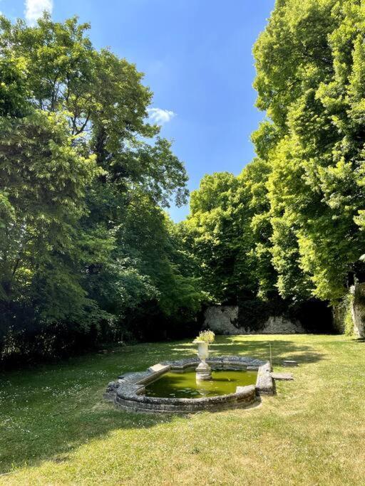Romantique Jacuzzi, Au Chateau A 30 Min De Paris Limay Exterior photo
